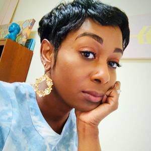 Meet your Posher, Carmina